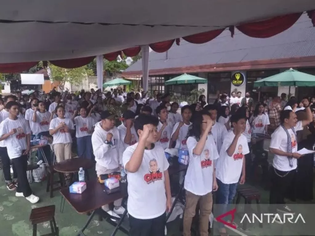 Ganjar Pranowo Didukung Anak Muda Kalbar Maju di Pilpres 2024 - GenPI.co JATENG