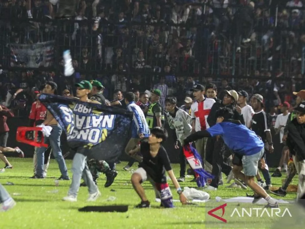 Kerusuhan di Malang, LIB Hentikan Liga 1 Indonesia Satu Pekan - GenPI.co NTB