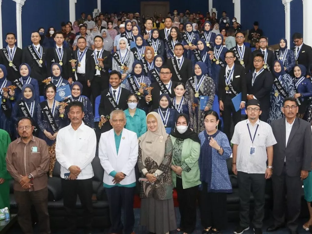 46 Mahasiswa Universitas Batam Resmi Jadi Dokter - GenPI.co JATIM