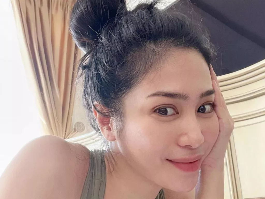 Suami Terbuka di Ranjang, Bunga Zainal Mengaku Suka Fantasi - GenPI.co RIAU