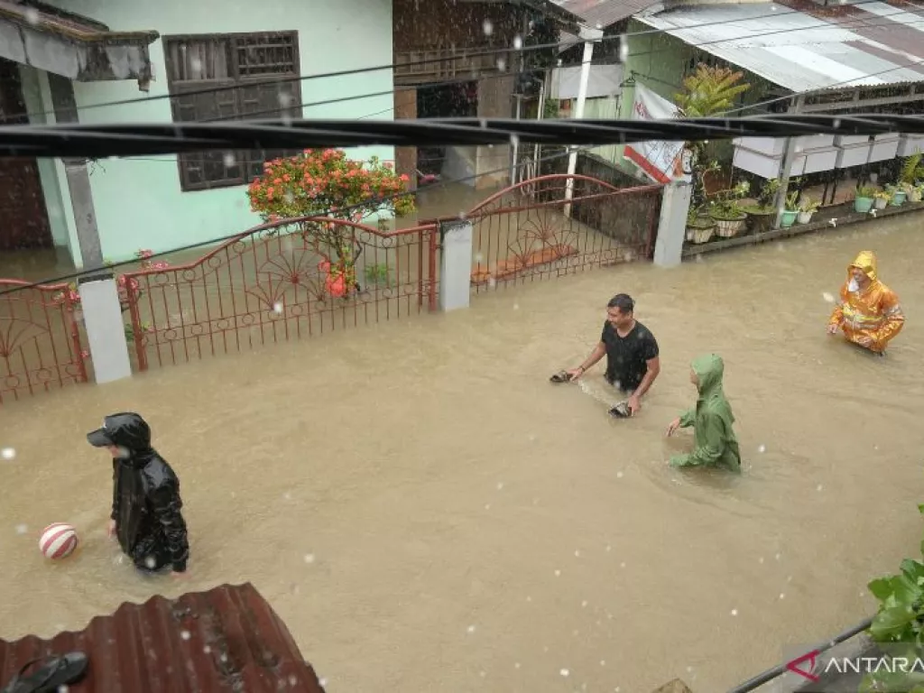 BMKG Beri Peringatan Cuaca Ekstrem ke Hampir Seluruh Wilayah Sumsel - GenPI.co SULTRA