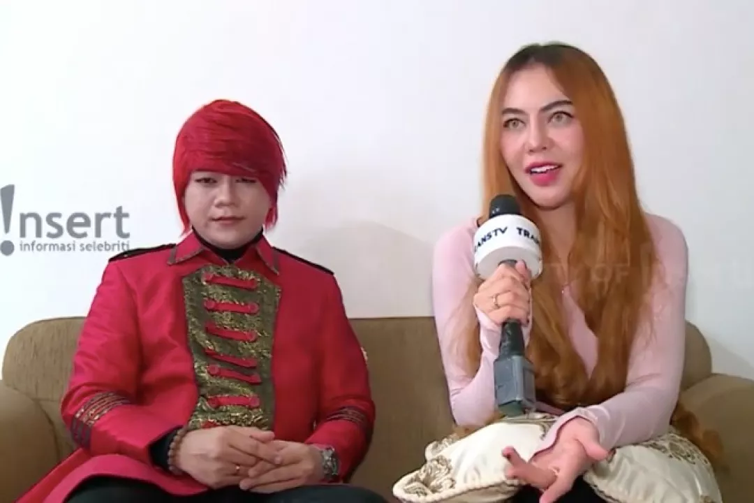 Poligami dengan Pesulap Merah, Ratu Rizky Nabila Ngaku Salah Suka Duluan -  GenPI.co