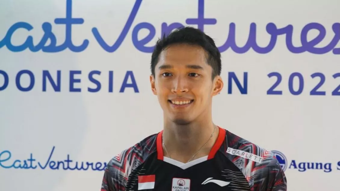 Senyum Manis Jonatan Christie Usai Laga Indonesia Open 2022