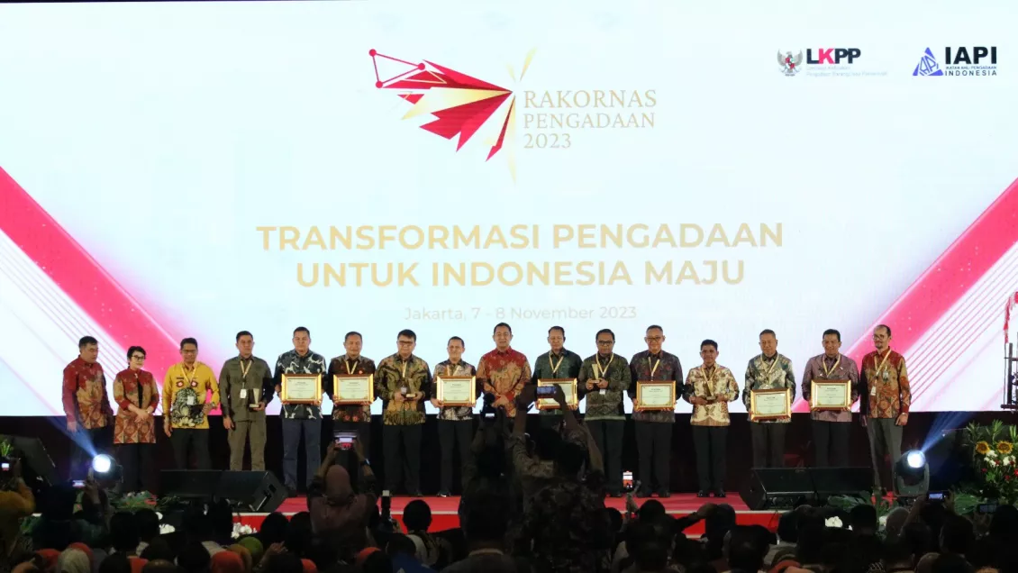 Penghargaan tesebut diterima langsung oleh Plh. Sekretaris Jenderal (Sekjen) Kemenkumham, Reinhard Silitonga di Ballroom Birawa Hotel Bidakara, Jakarta, Selasa (7/11/2023).