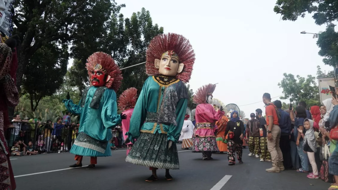 Tidak ketinggalan ada parade 50 ondel-ondel yang melibatkan lebih dari 30 sanggar yang ada di Jakarta. (Foto: A. Wahyudin)