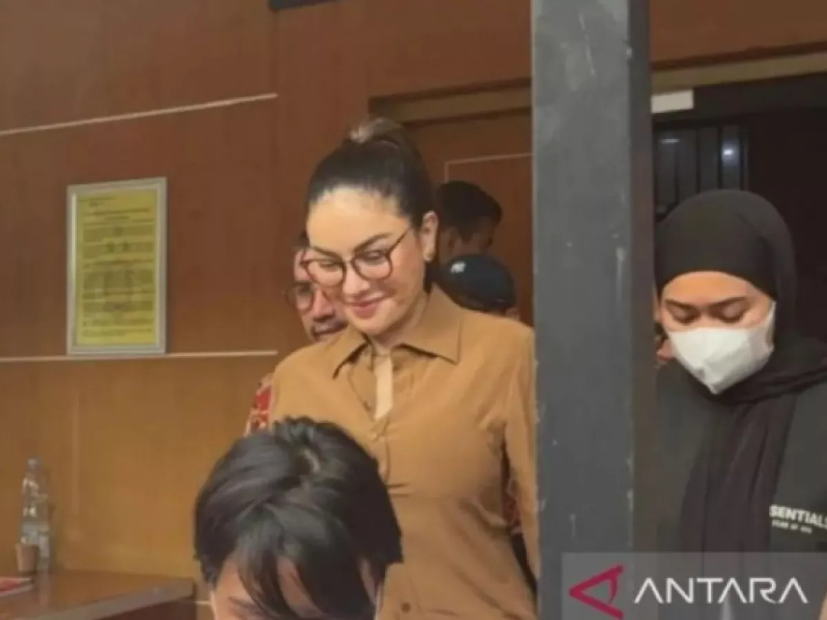 KPK Buka Peluang Panggil Nikita Mirzani soal Laporan Dugaan Suap - GenPI.co RIAU