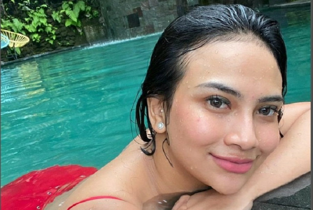 Vanessa Angel Bikin Nikita Mirzani Melongo: Banyak Laki-laki... - GenPI.co