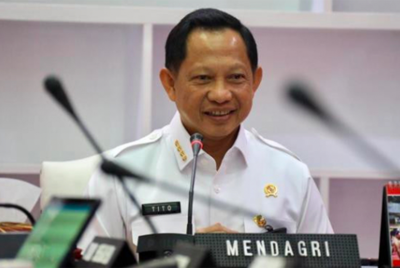 Soal Aturan Naik Pesawat Wajib PCR, Tito Karnavian Dikritik Joman - GenPI.co
