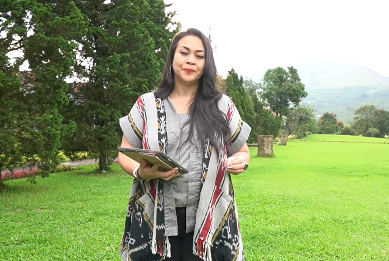 Zoya Amirin Beberkan Senjata Wanita Yang Bikin Pria Bergetar - GenPI.co
