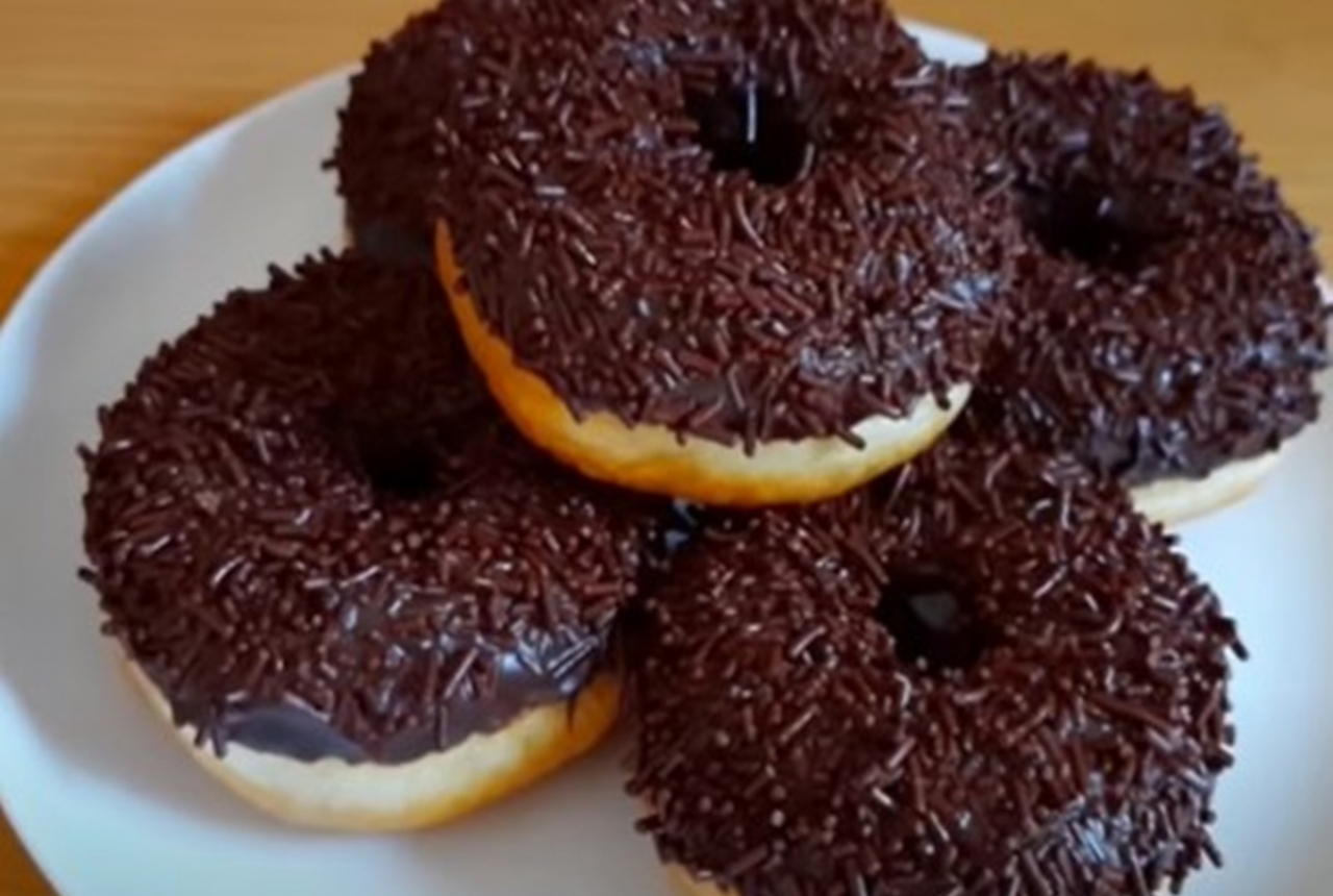 Resep Donat Kentang Bertabur Meses Empuk dan Lembut Banget