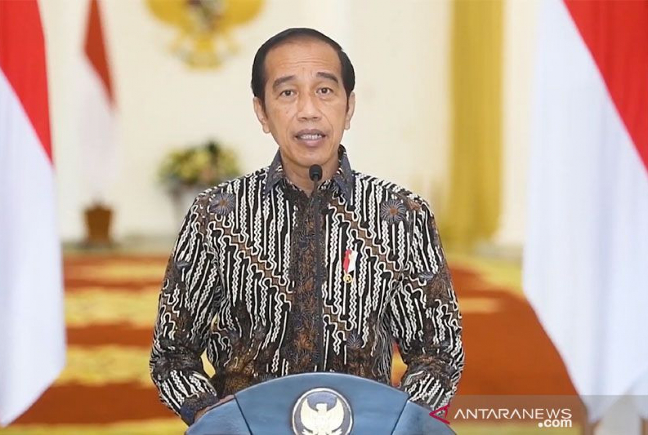 Jokowi Dukung Putusan MK Terkait Revisi UU Cipta Kerja - GenPI.co