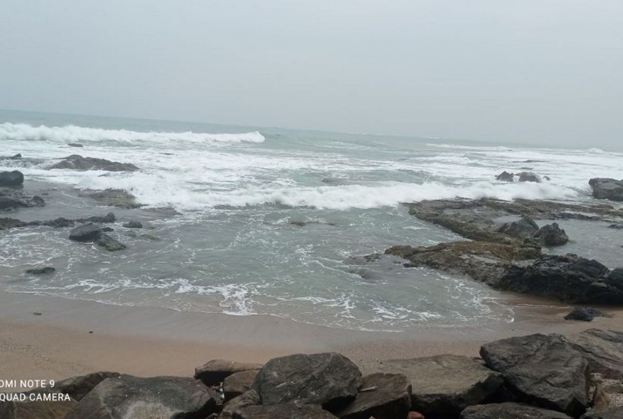 Pantai Selatan di Banten dalam Bahaya, Wisatawan Wajib Waspada - GenPI.co