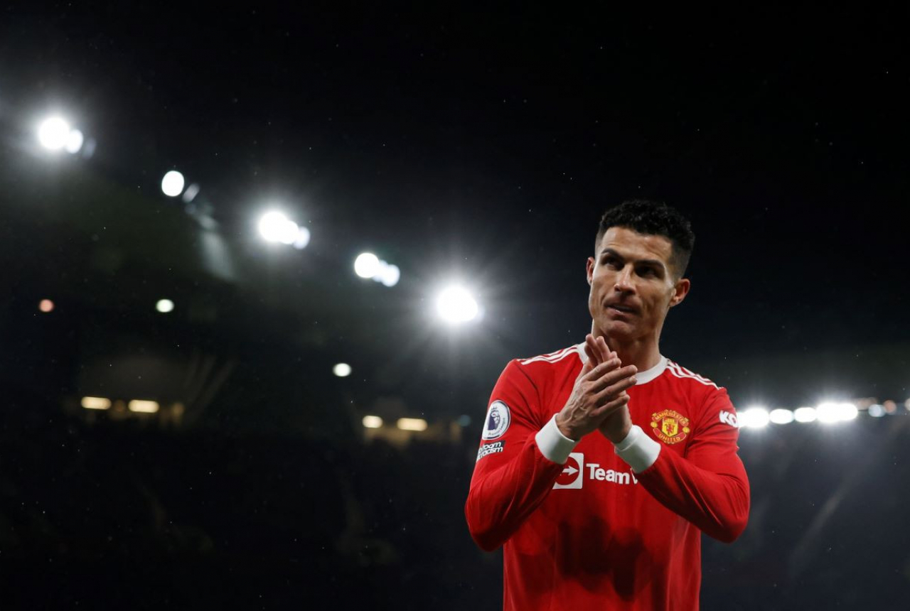 Kalah Debat dengan Bintang Manchester United, Ronaldo Nangis - GenPI.co