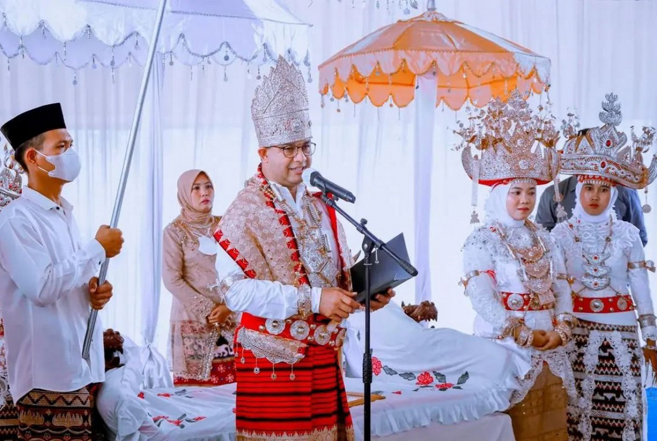 Tuan Penata Negara, Gelar Baru Anies Baswedan dari Adat Lampung - GenPI.co