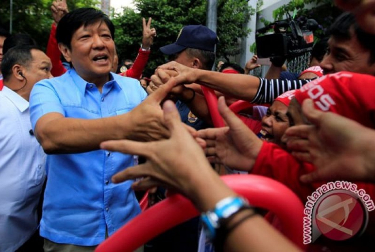 Filipina Dipimpin Anak Diktator, Pengamat Singgung Era Soekarno - GenPI.co