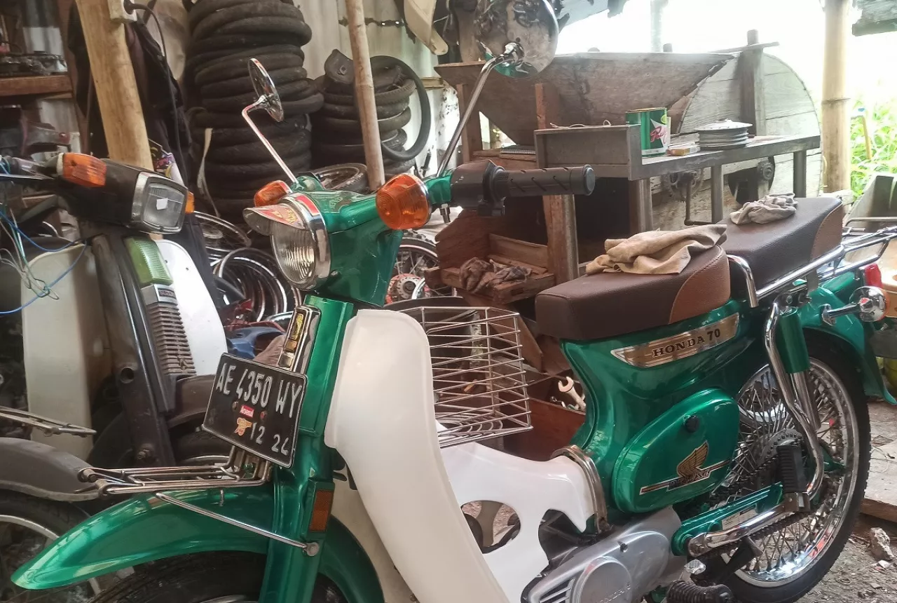 Honda 70 Moped | atelier-yuwa.ciao.jp