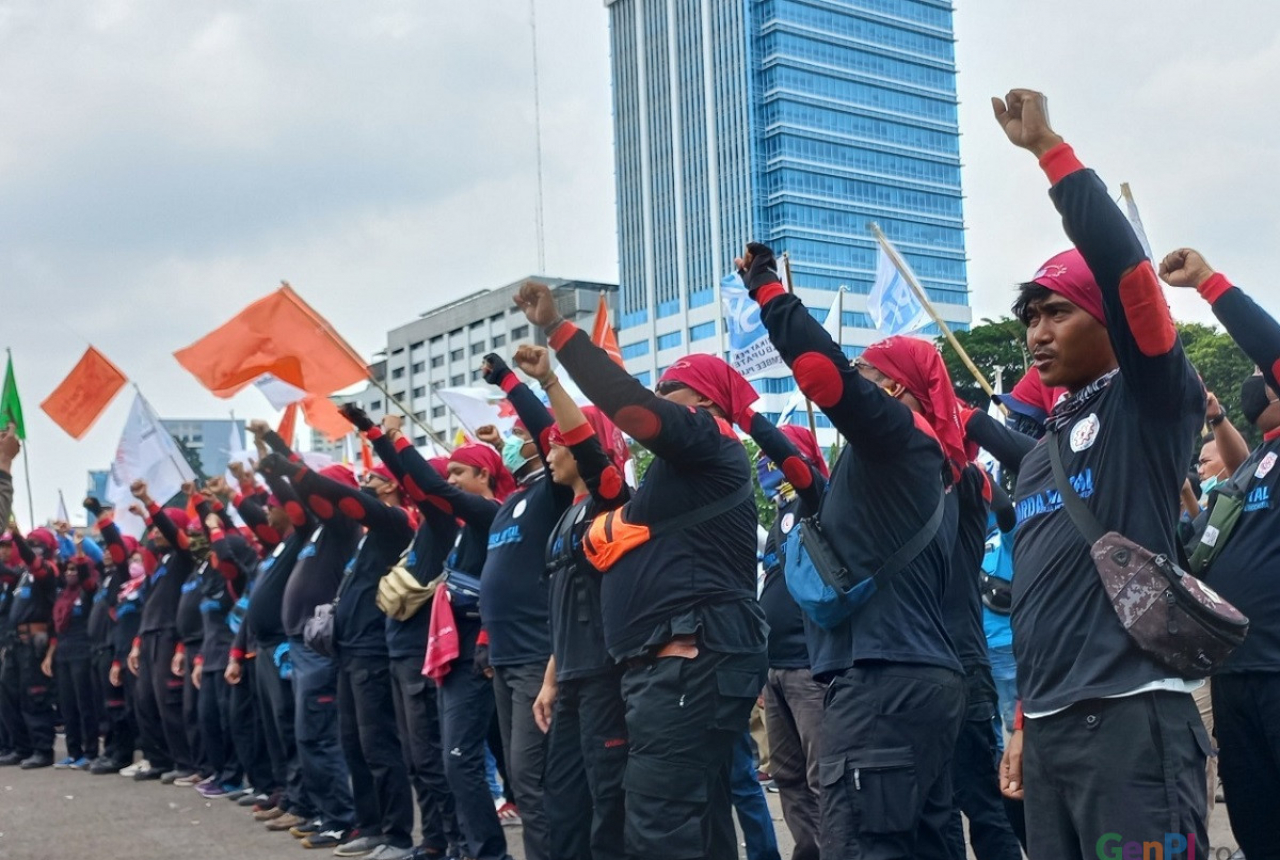 Lantang, Ini 18 Tuntutan Pekerja dalam Demo Buruh May Day Fiesta - GenPI.co