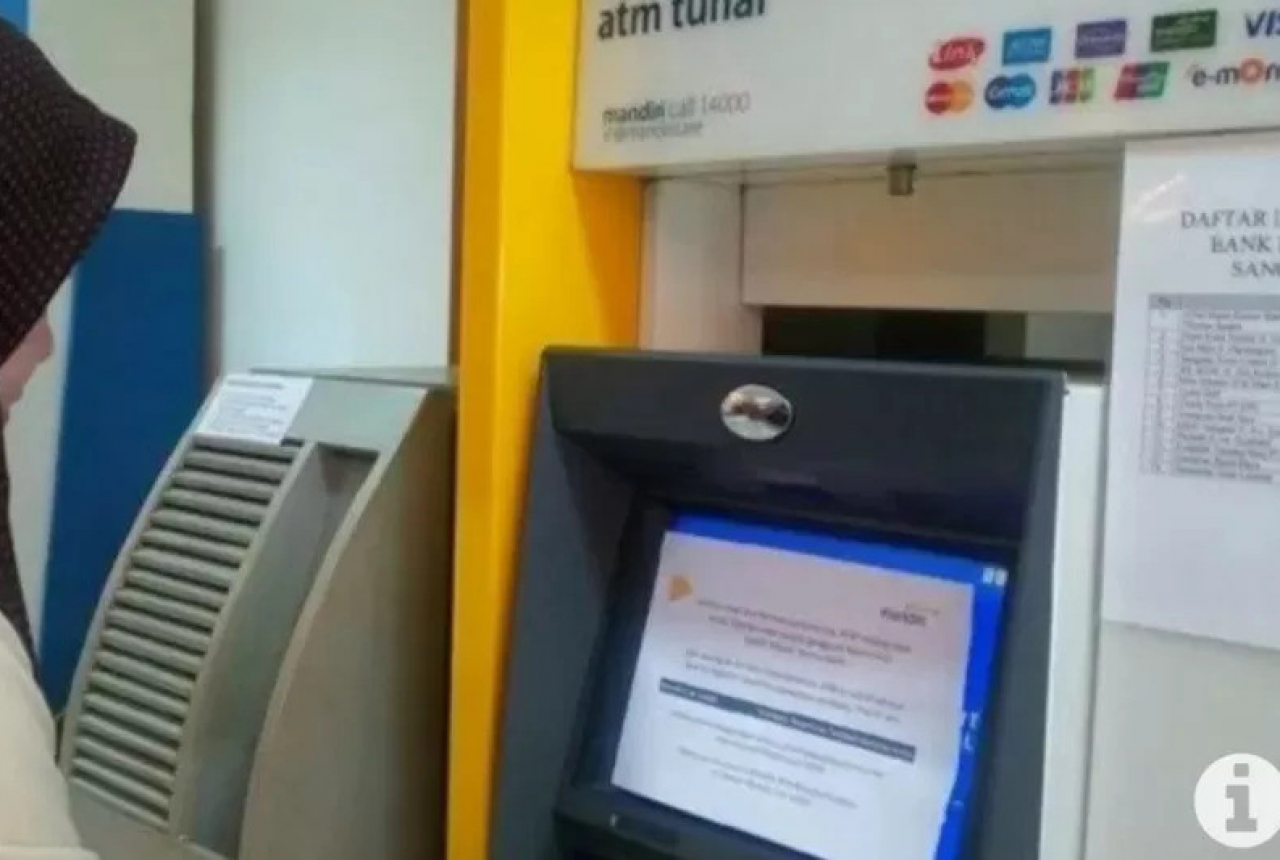 Astaga! Bule Cantik Ukrania Skimming ATM Bali Hingga Rp2 M - GenPI.co BALI