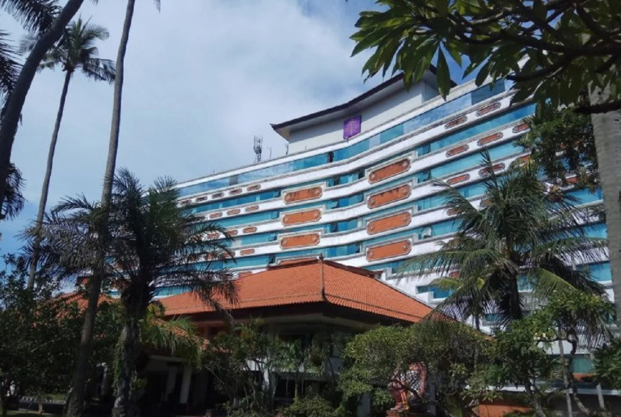 Alasan Hotel Grand Inna Bali Beach PHK Karyawan, Memperihatinkan! - GenPI.co BALI