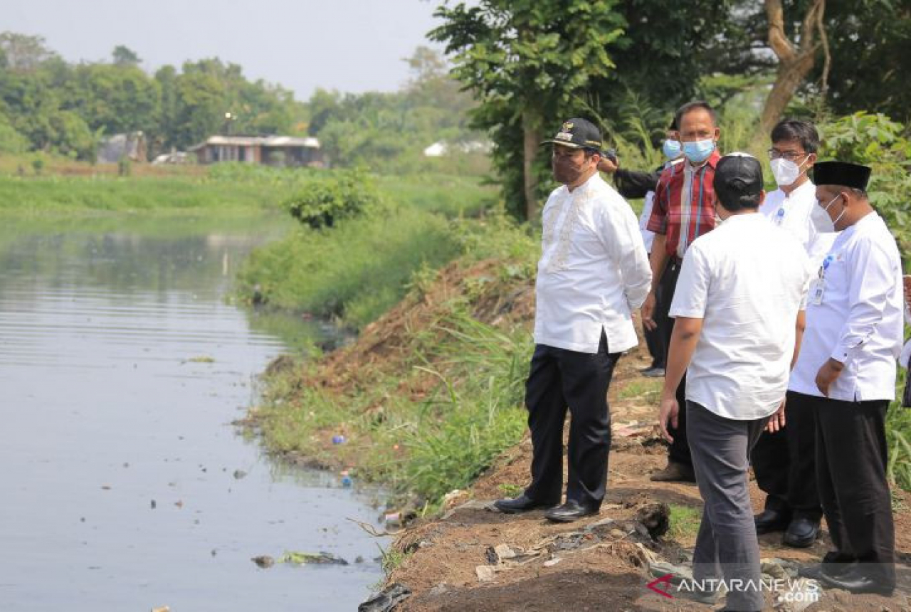 Antisipasi Banjir, Pemkot Tangerang Bangun Turap Kali Ledug Timur - GenPI.co BANTEN