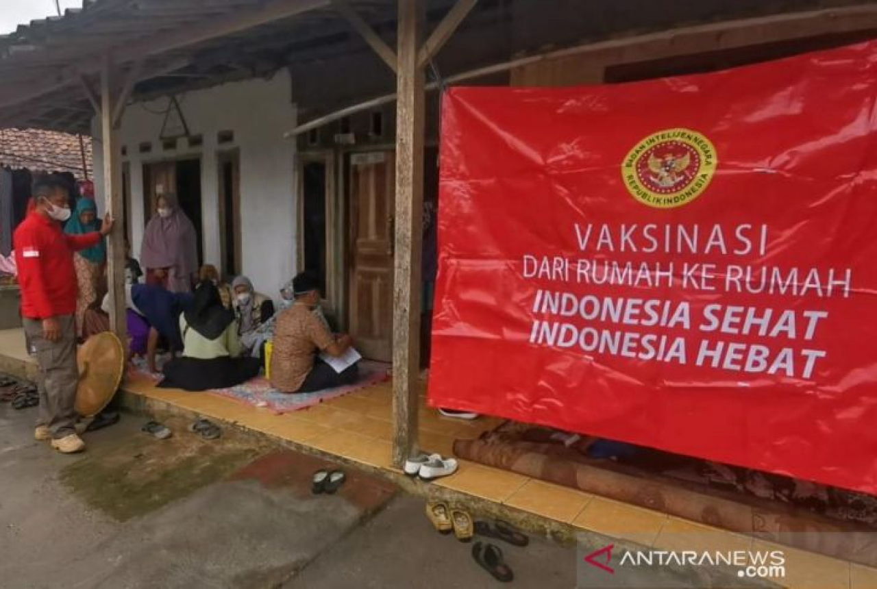 BIN Banten Selenggarakan Vaksinasi dengan Sistem Door to Door - GenPI.co BANTEN