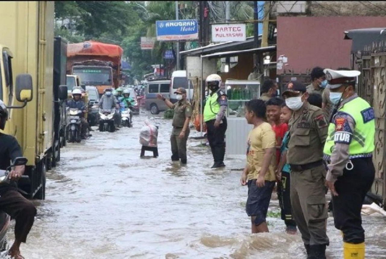 Parah! Itensitas Hujan Tinggi, Kecamatan Benda Dilanda Banjir - GenPI.co BANTEN