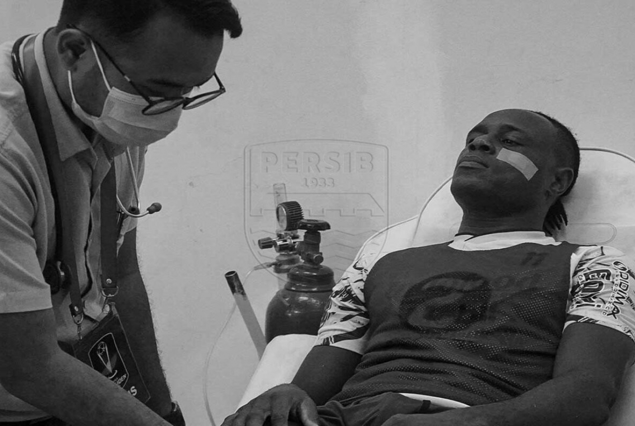 Persib Bandung Dapat Kabar Gembira Soal Cedera Victor Igbonefo - GenPI.co JABAR