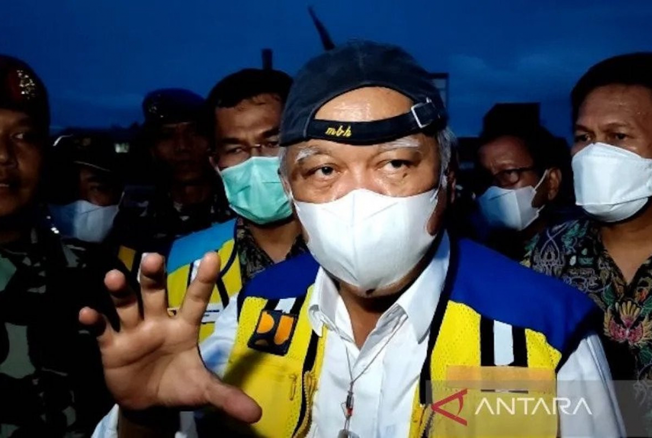 Menteri PUPR Perintahkan Tanggul Laut Jebol di Semarang Ditutup - GenPI.co JATENG