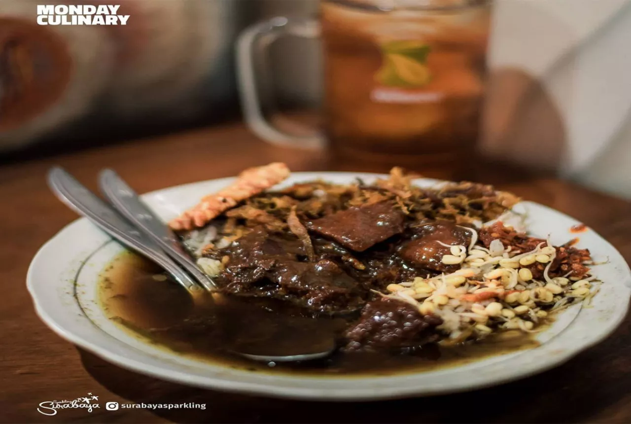 Rawon Kalkulator, Segar dan Pedas - GenPI.co Jatim