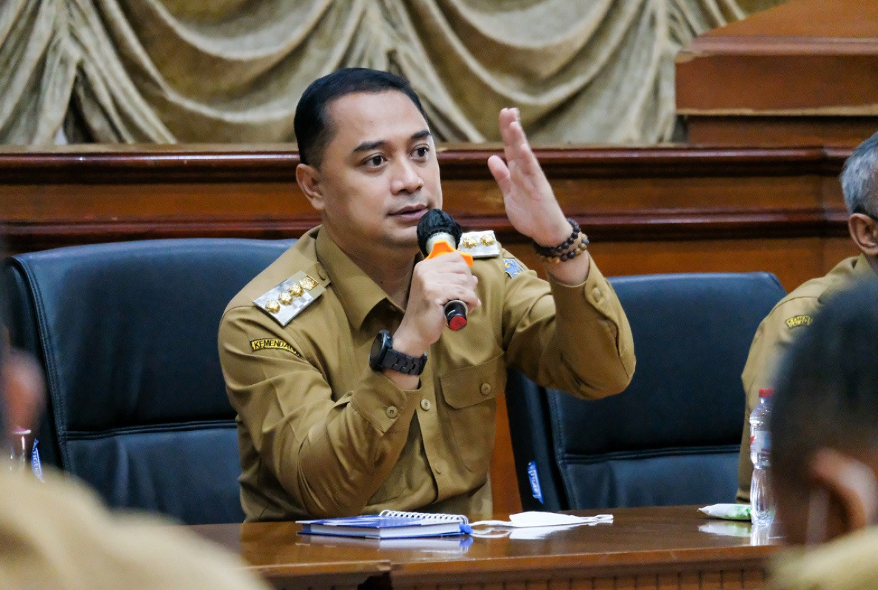 Genting, Wali Kota Surabaya Instruksikan Camat dan Lurah Waspada - GenPI.co JATIM