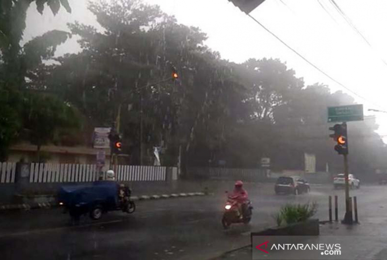 Waspada, Sleman dan Kulon Progo Potensi Hujan Lebat - GenPI.co JOGJA