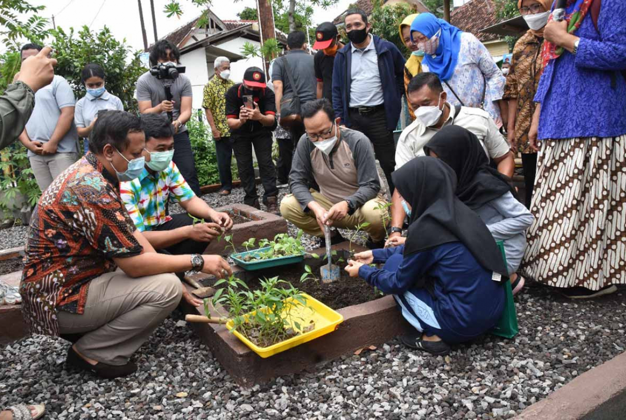 Mbagehi Ngluwihi, Cara Berbagi Warga Kampung di Yogyakarta - GenPI.co JOGJA
