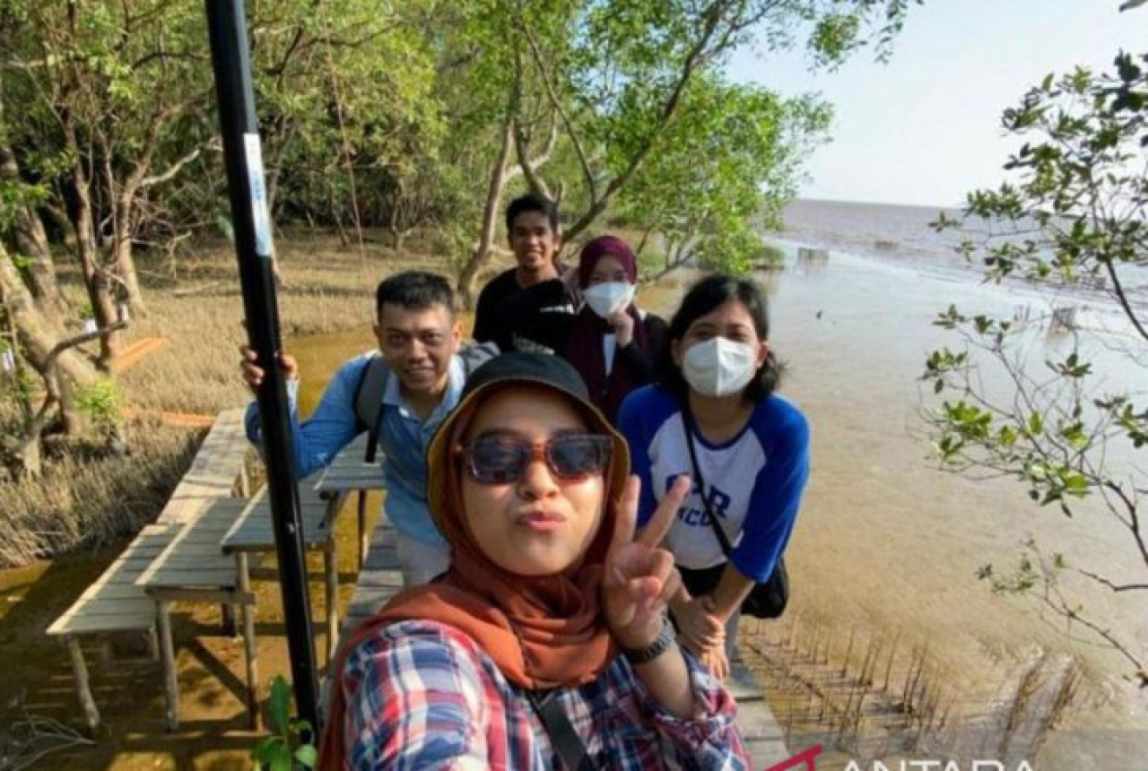 Masyarakat Sungai Kupah Syukuri Ekowisata Telok Berdiri - GenPI.co KALBAR