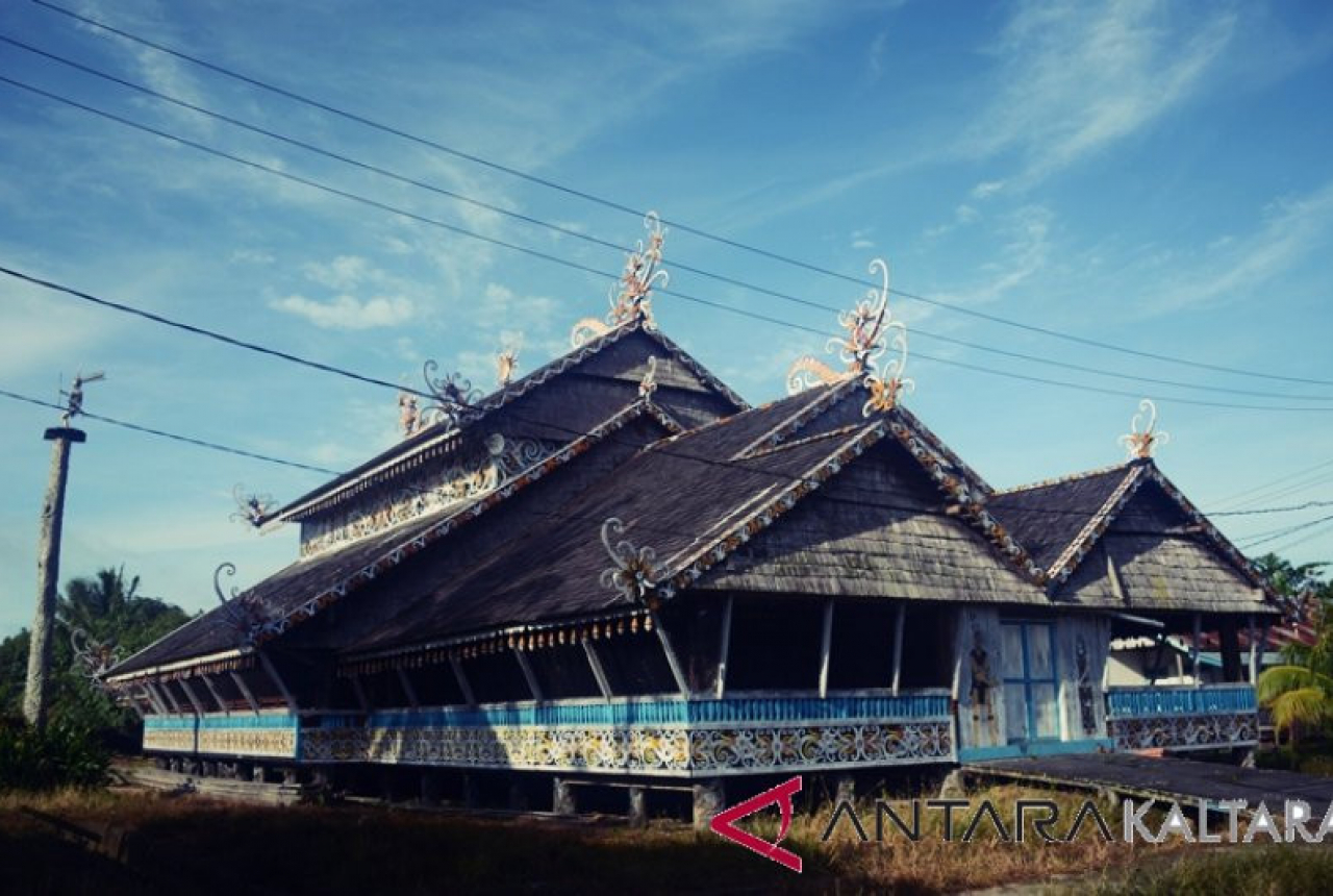 Lamin Rumah Adat Kalimantan Timur Yang Penuh Makna Vrogue Co