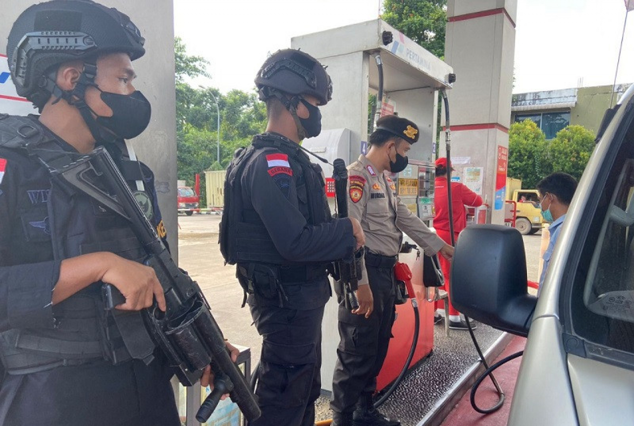 Polda Kepri Patroli Besar-besaran di SPBU, Ini Sasarannya - GenPI.co KEPRI