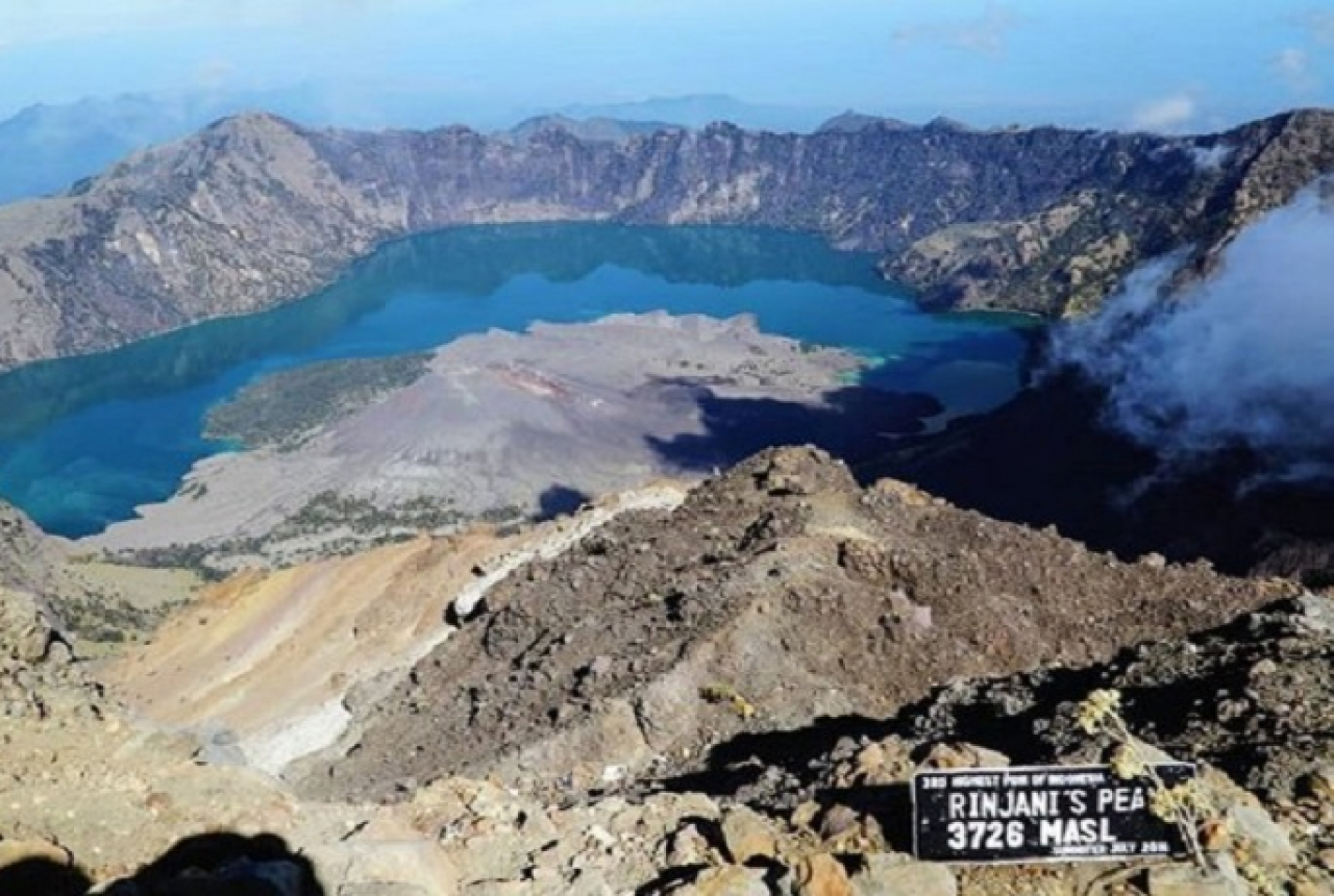 Kapan Jalur Pendakian Rinjani Dibuka?