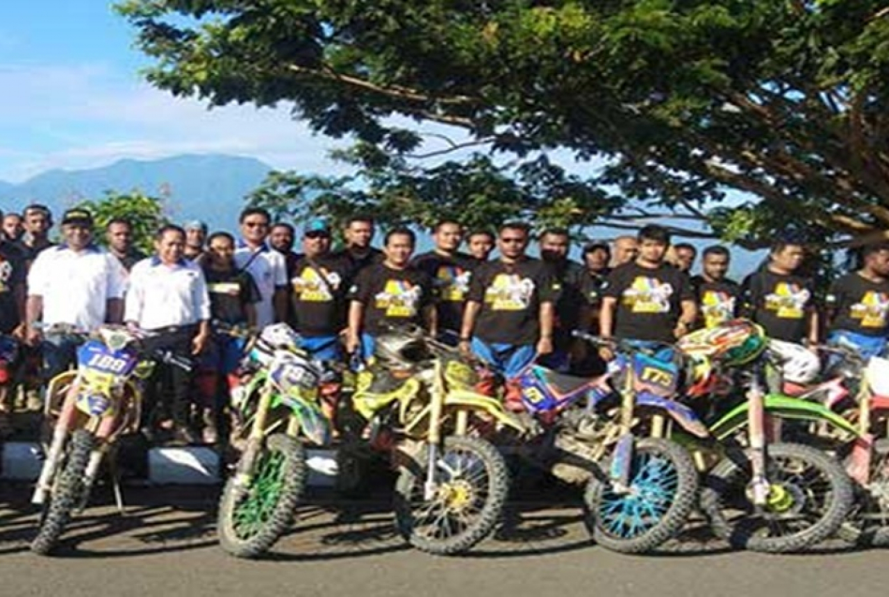 Seru! Komunitas Motor Trail Waropen Susuri Papua Selama 3 Hari - GenPI.co