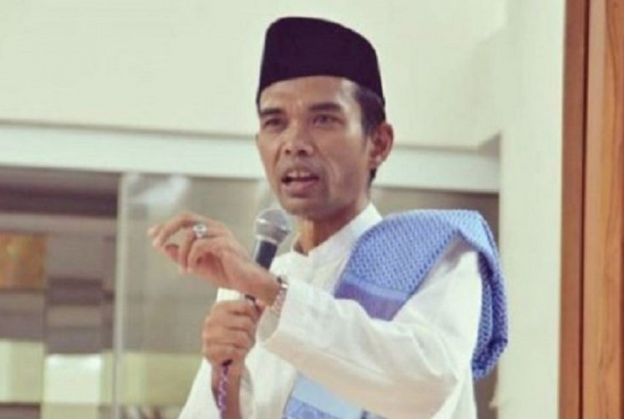 Peci Ustadz Abdul Somad Laku Rp25 Juta di Lombok Tengah - GenPI.co NTB