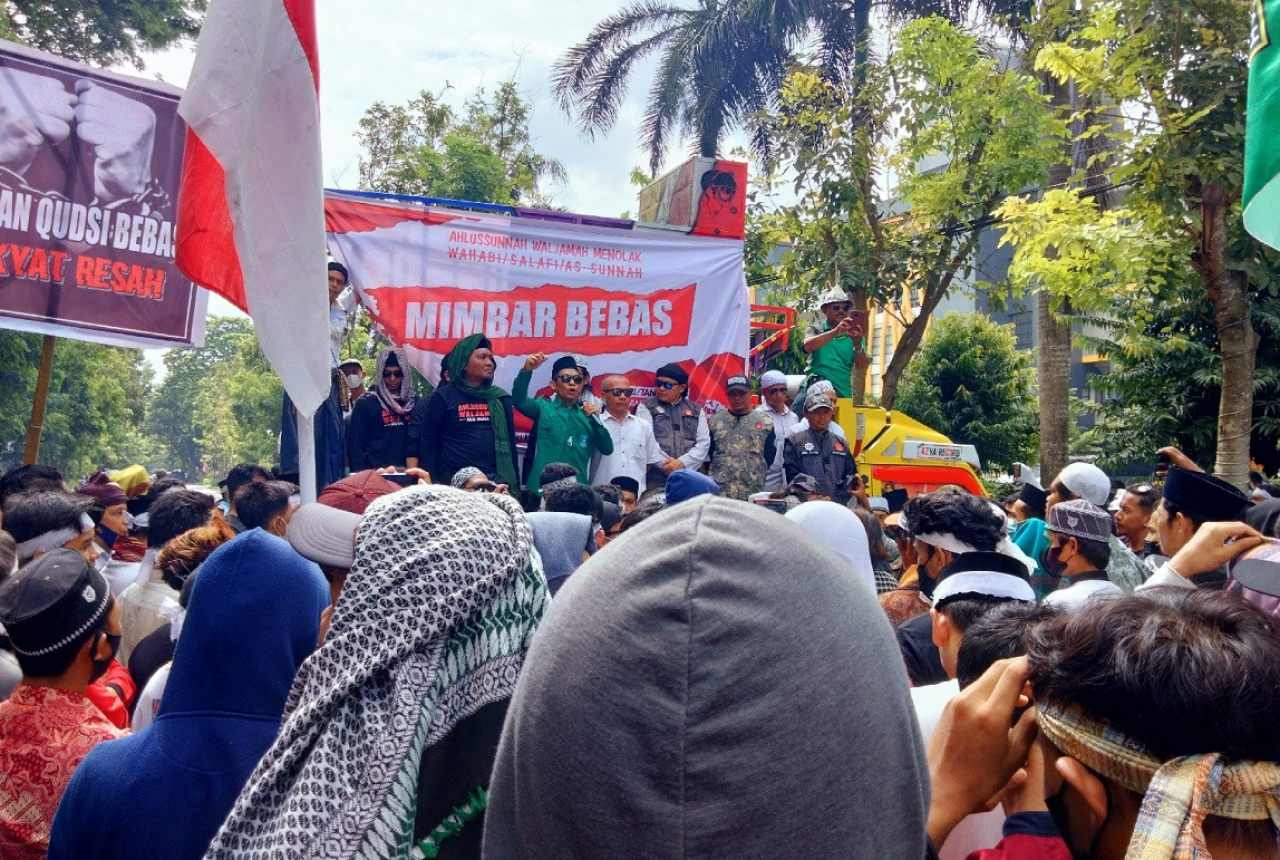 Lagi, Ribuan Massa ASWAJA Gelar Aksi Protes Ceramah Mizan - GenPI.co NTB
