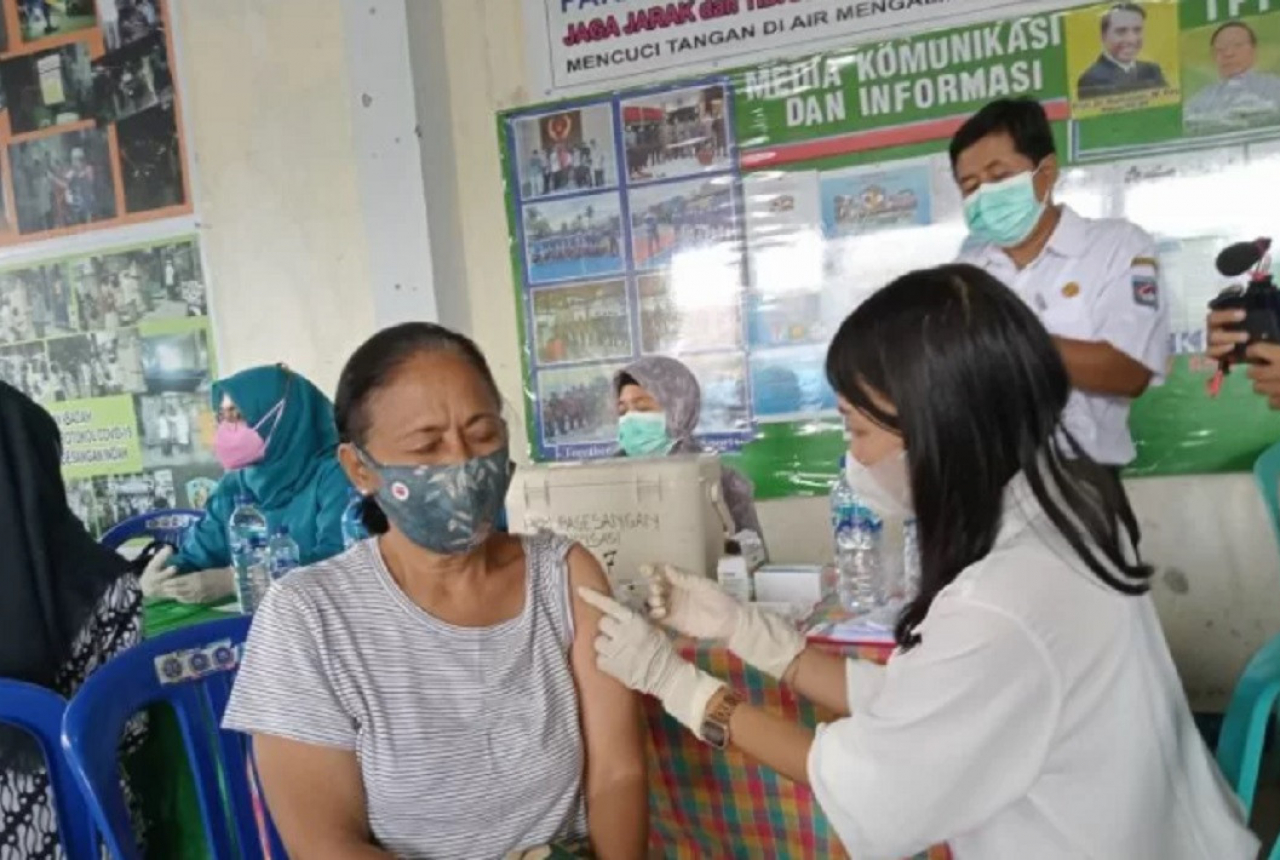 Vaksinasi Booster di Mataram Sasar 29 Ribu Lansia - GenPI.co NTB