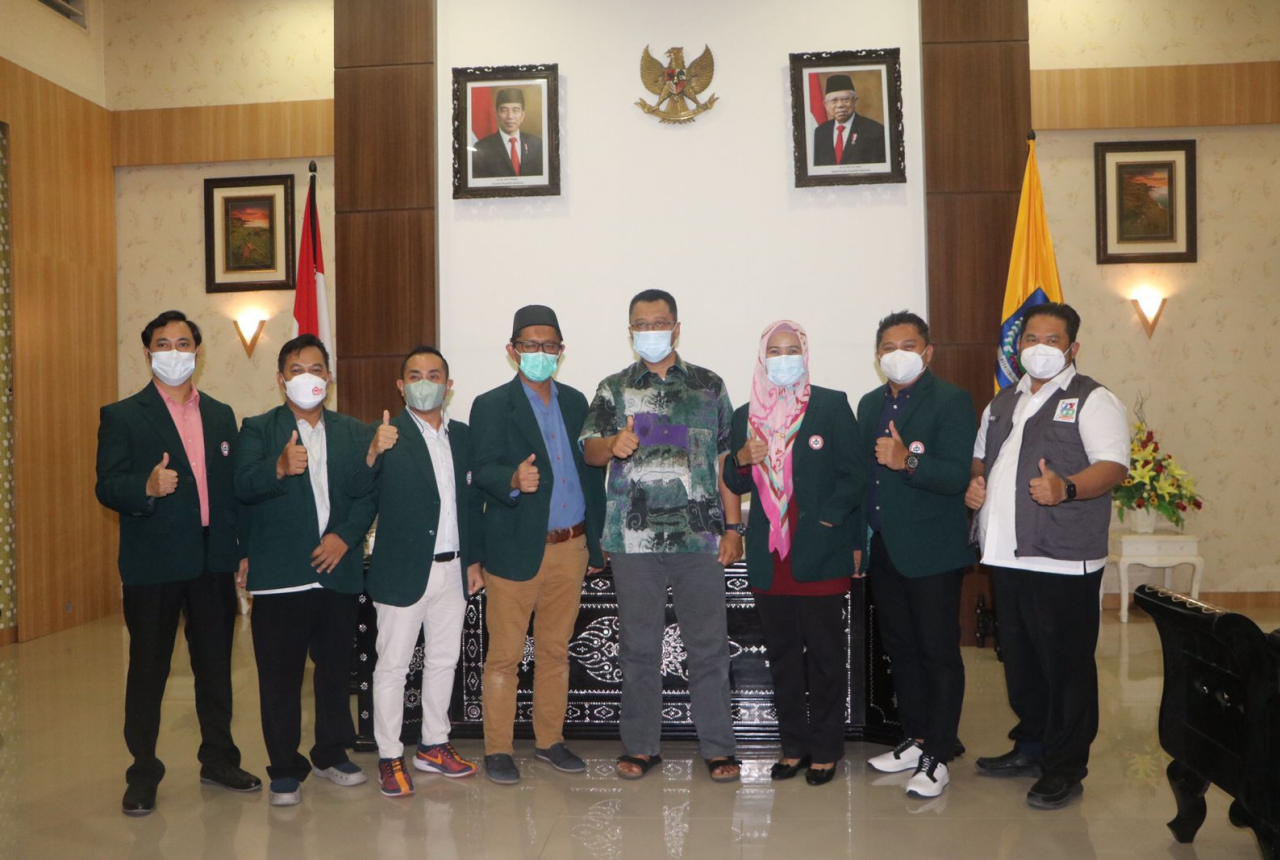 Bang Zul Dukung Kota Mataram Jadi Tuan Rumah Muktamar IDI - GenPI.co NTB