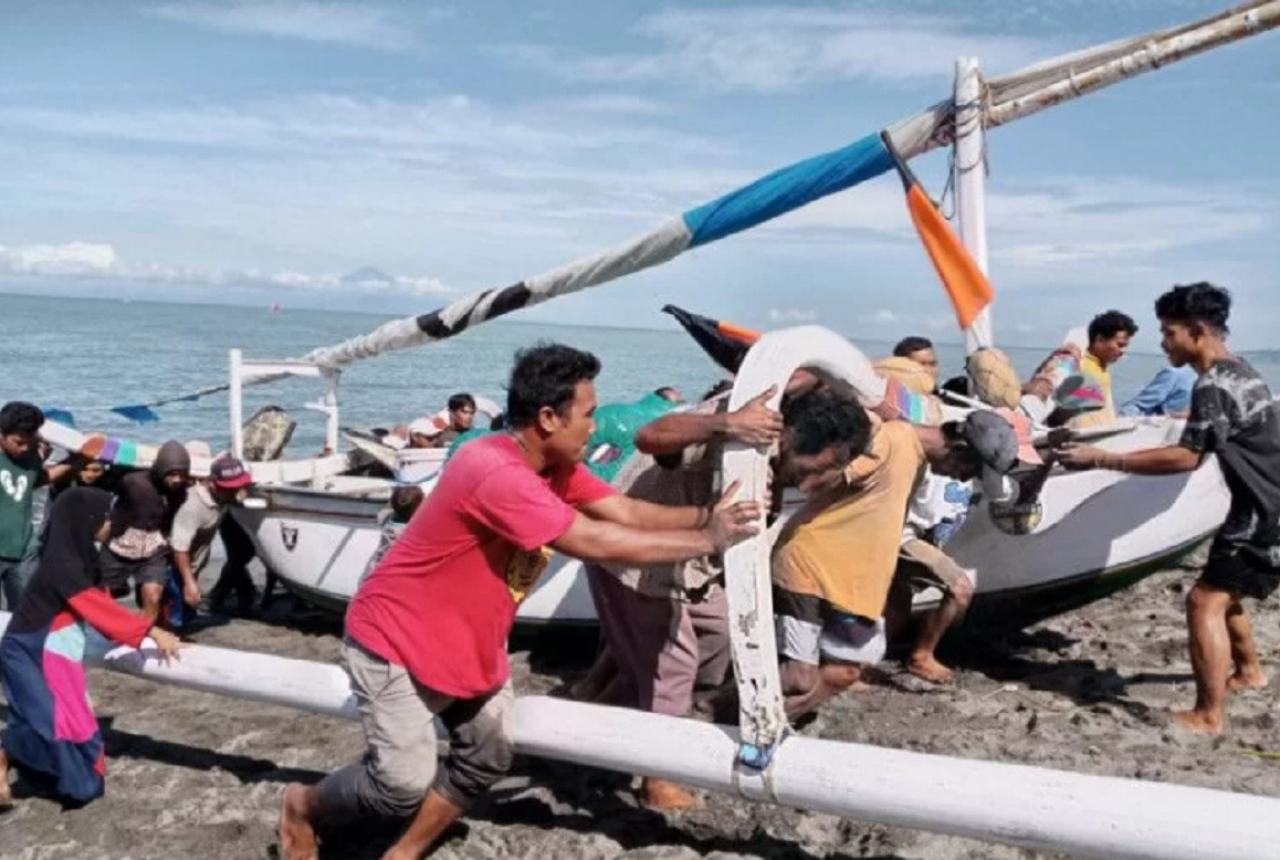 Nelayan di Mataram Nekat, ini yang Mereka Lakukan - GenPI.co NTB