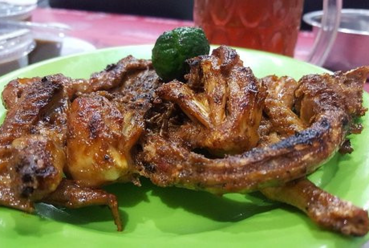 Sejarah Makanan Legendaris Ayam Taliwang - GenPI.co NTB