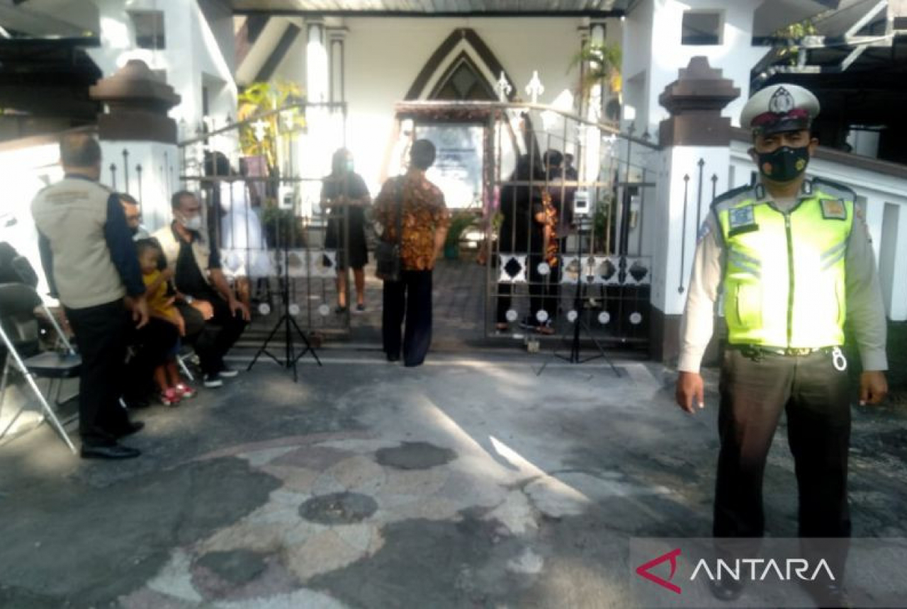 Jumat Agung di Mataram Berjalan dengan Lancar - GenPI.co NTB