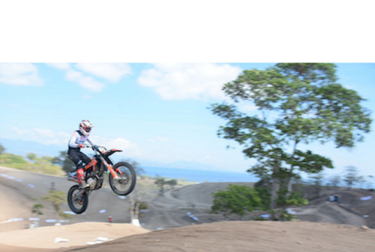 Pembenahan Sirkuit Motocross Lombok Tengah Tunggu Arahan IMI - GenPI.co NTB