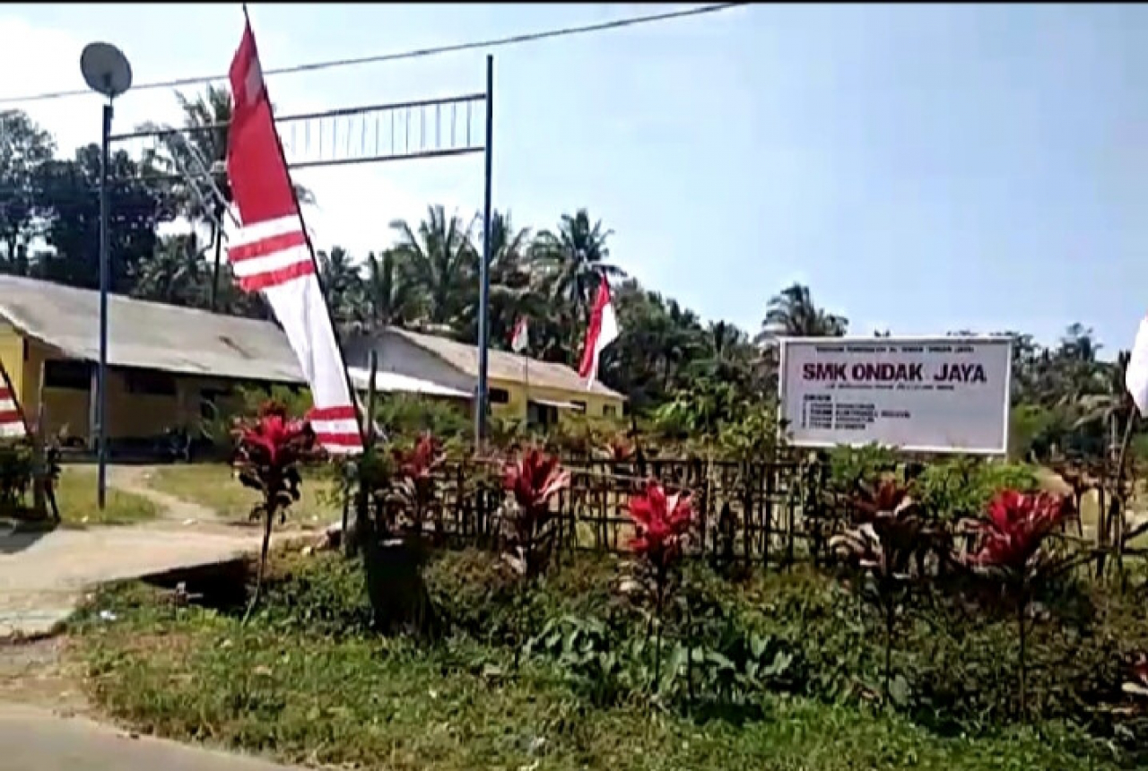 Terkait SMK Ondak Jaya, Ikhwan : Itu Diajukan Sebelum Saya Jadi Kabid - GenPI.co NTB