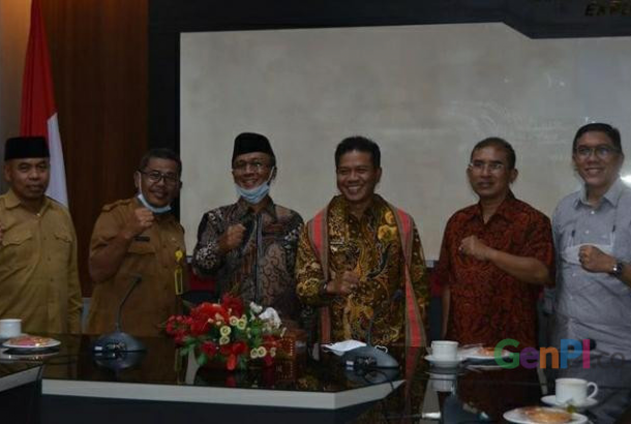 Kabupaten Bandung Pelajari KPBU PJU di Lobar - GenPI.co NTB