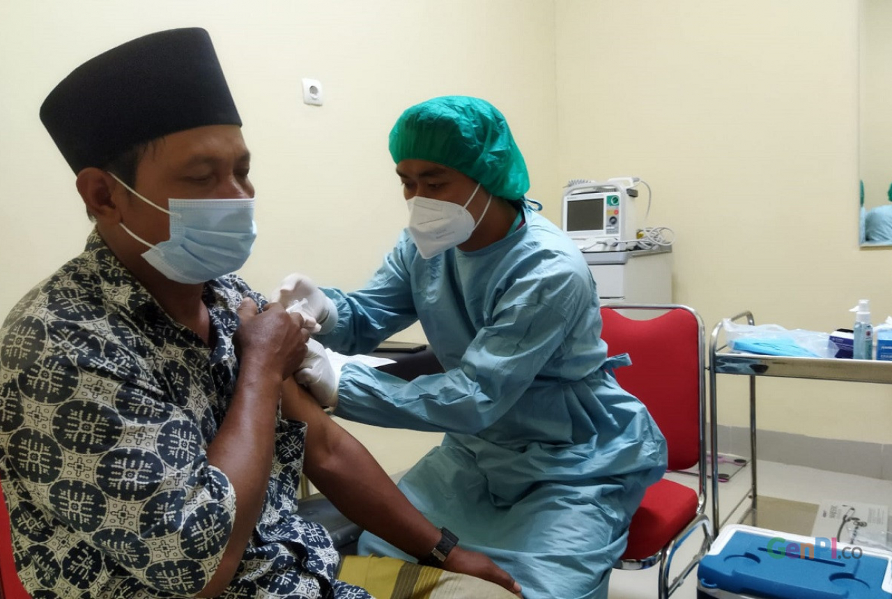 Wow! Vaksinasi Covid-19 di Lombok Tengah Capai 90 Persen - GenPI.co NTB