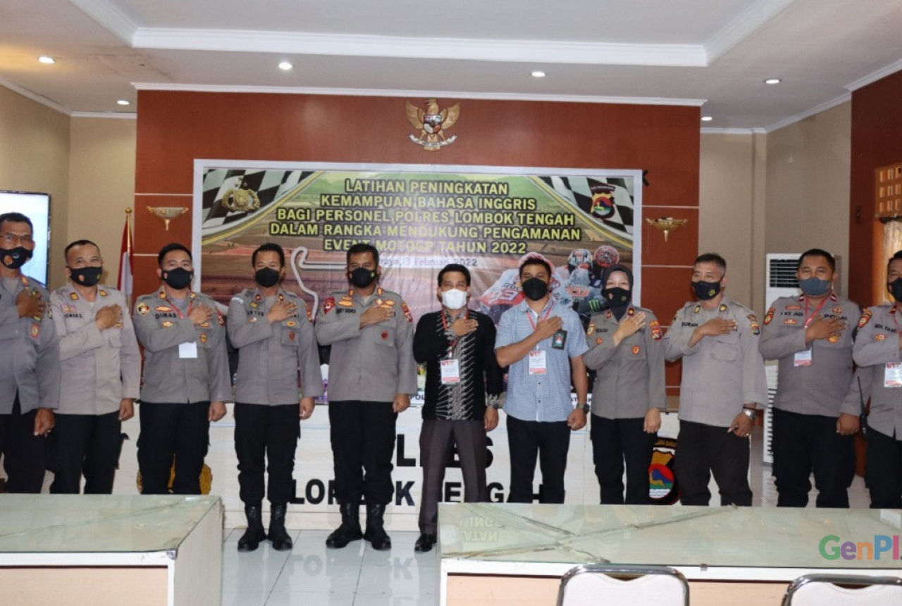 Asyiik, Personel Polres Lombok Tengah Dilatih Bahasa Inggris - GenPI.co NTB