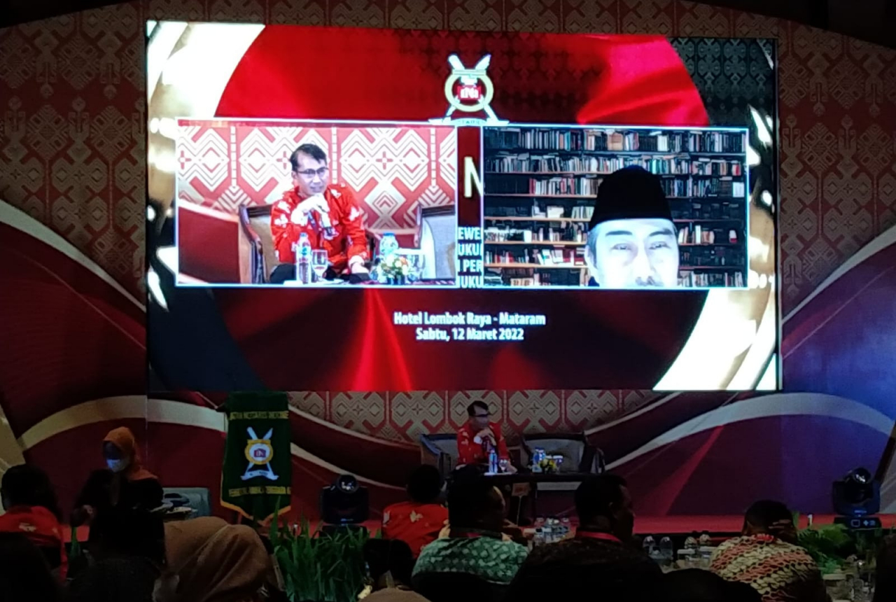 Ketelitian dan Keterampilan Harus Dimiliki Notaris - GenPI.co NTB
